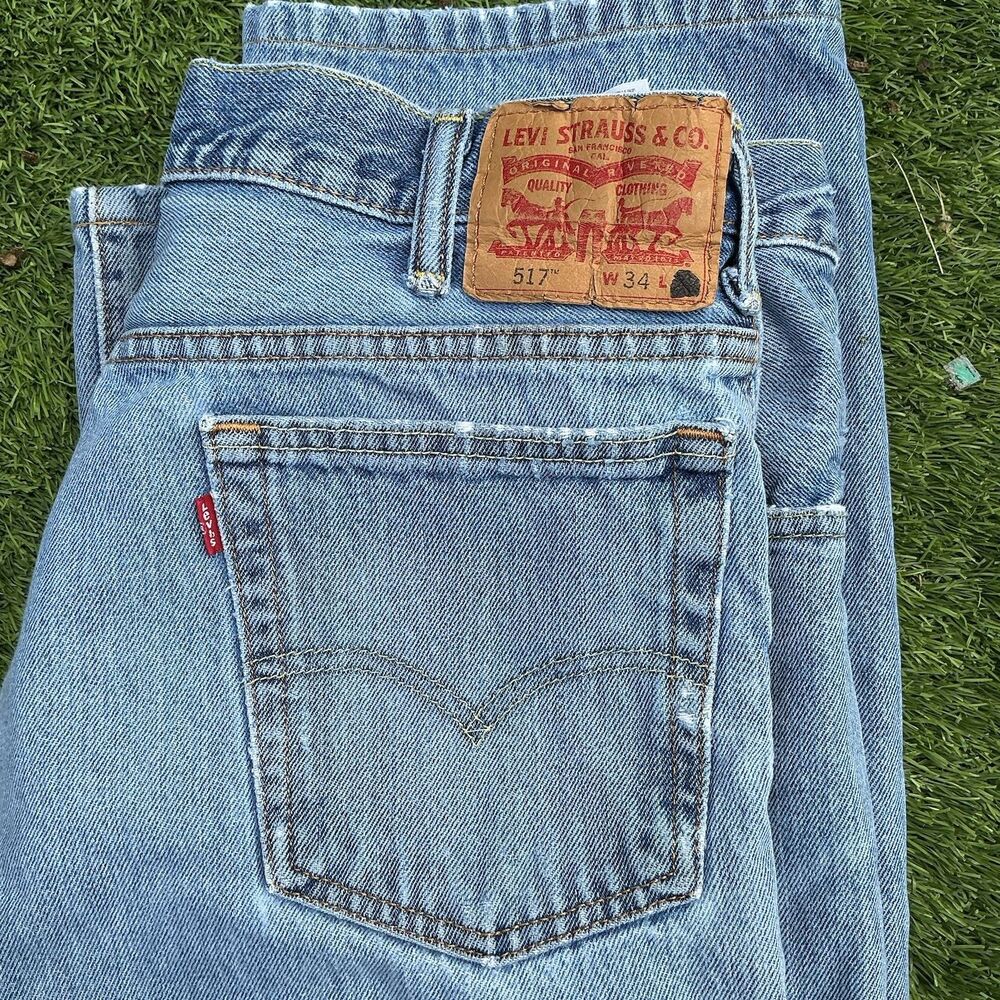 Levi’s 517 Men’s Jeans 34x32 Boot Cut Light Wash Distressed Stained Denim